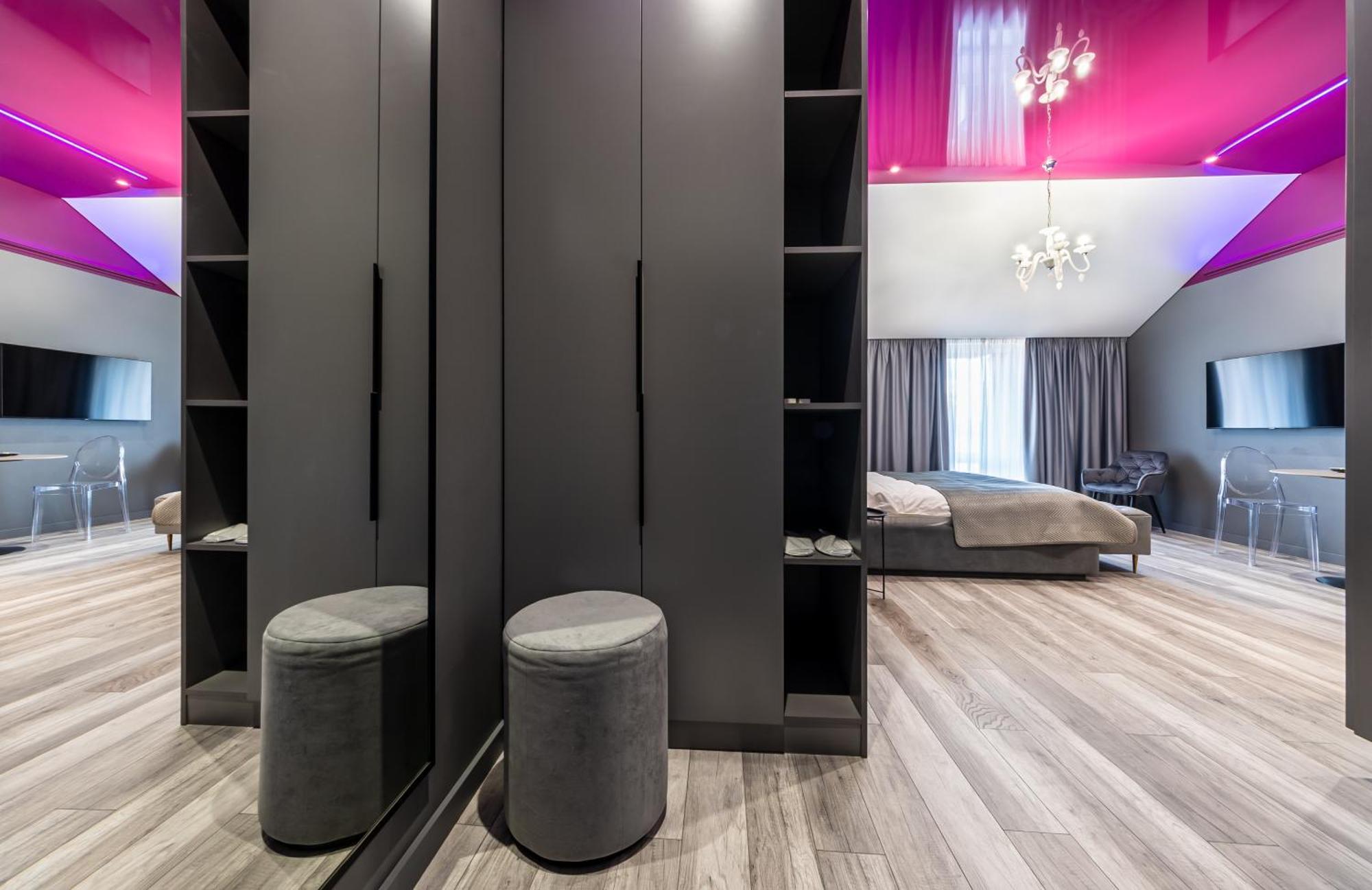 Myfreedom Lux Апартаменти Центр Вул Євгена Чикаленка 33 М Хрещатик Kiev Dış mekan fotoğraf