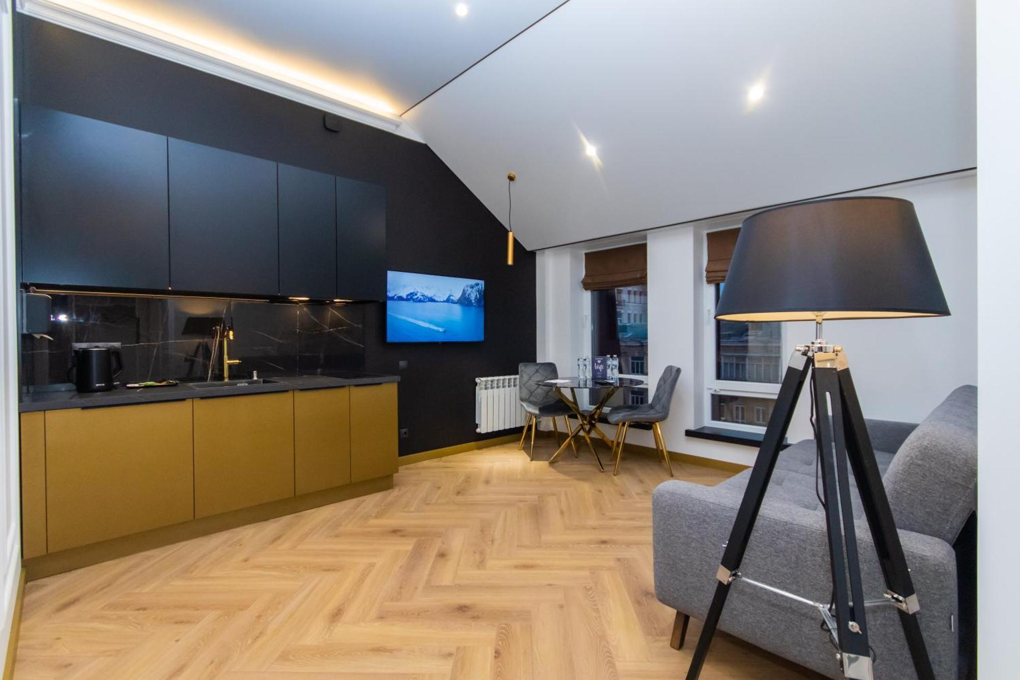 Myfreedom Lux Апартаменти Центр Вул Євгена Чикаленка 33 М Хрещатик Kiev Dış mekan fotoğraf